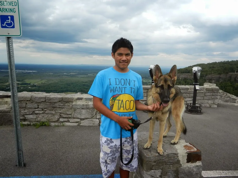 Coco and Carlos at John Boyd Thatcher State Park